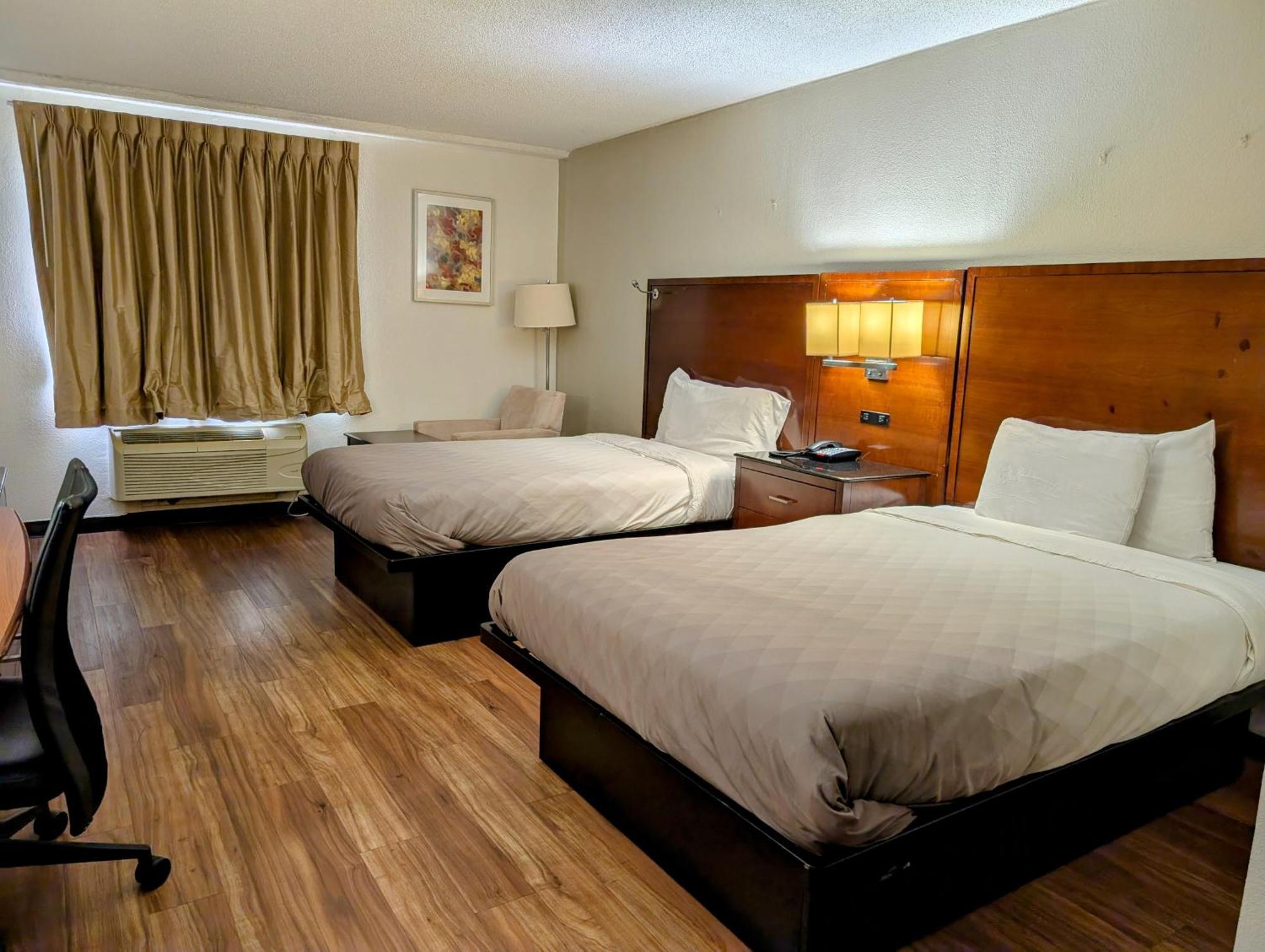 Travelodge By Wyndham Forsyth Luaran gambar
